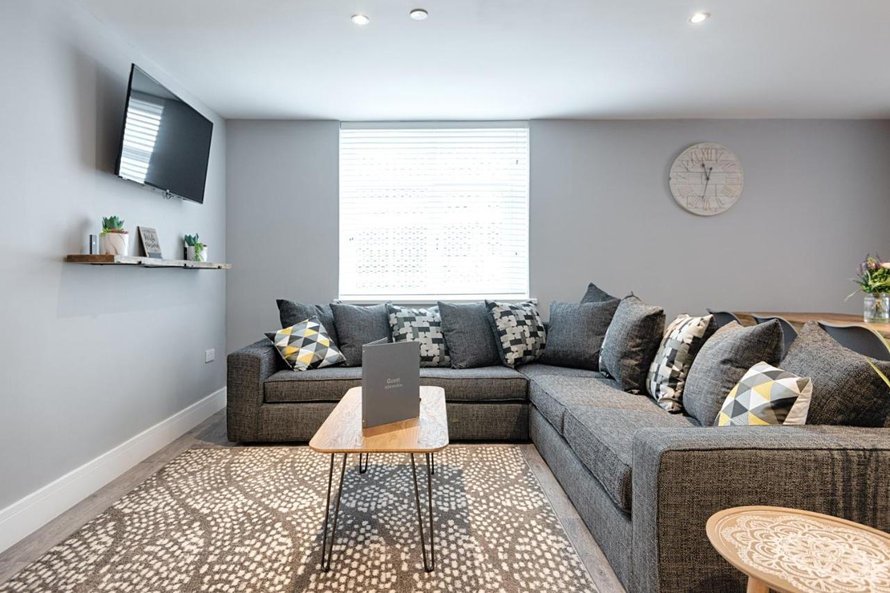 3 Rm Studio, Open-Plan Living, Dining, & Kitchen Llanelli Exterior foto